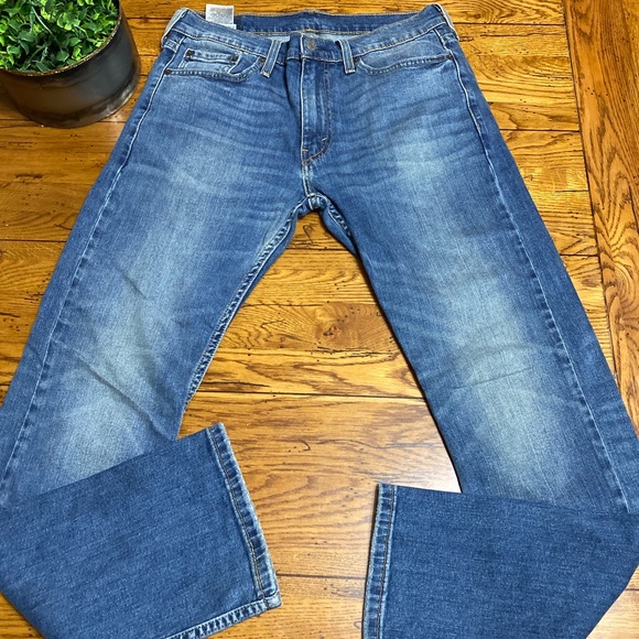 Levi's Other - Levi's 513 Slim Straight Blue Jeans W/ Stretch Men's 31x32 RT$69.50.